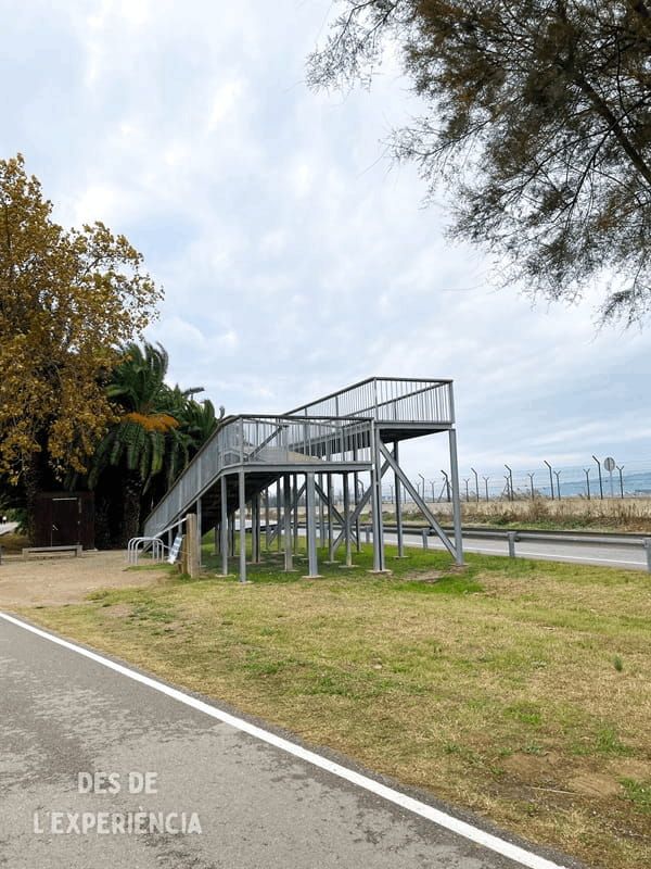 Mirador lateral al delta del Llobregat